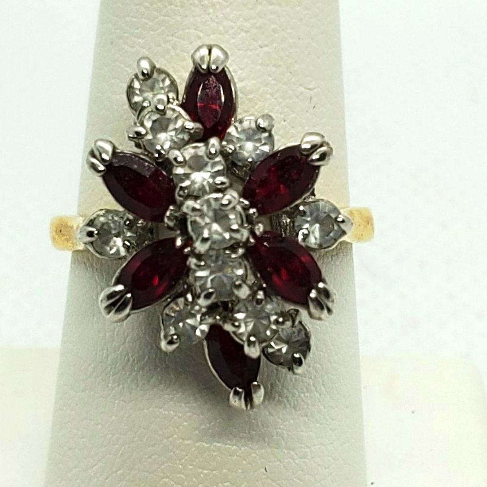 Vintage Gold Tone & Silver Tone Red & Clear Rhinestone Ring (8)